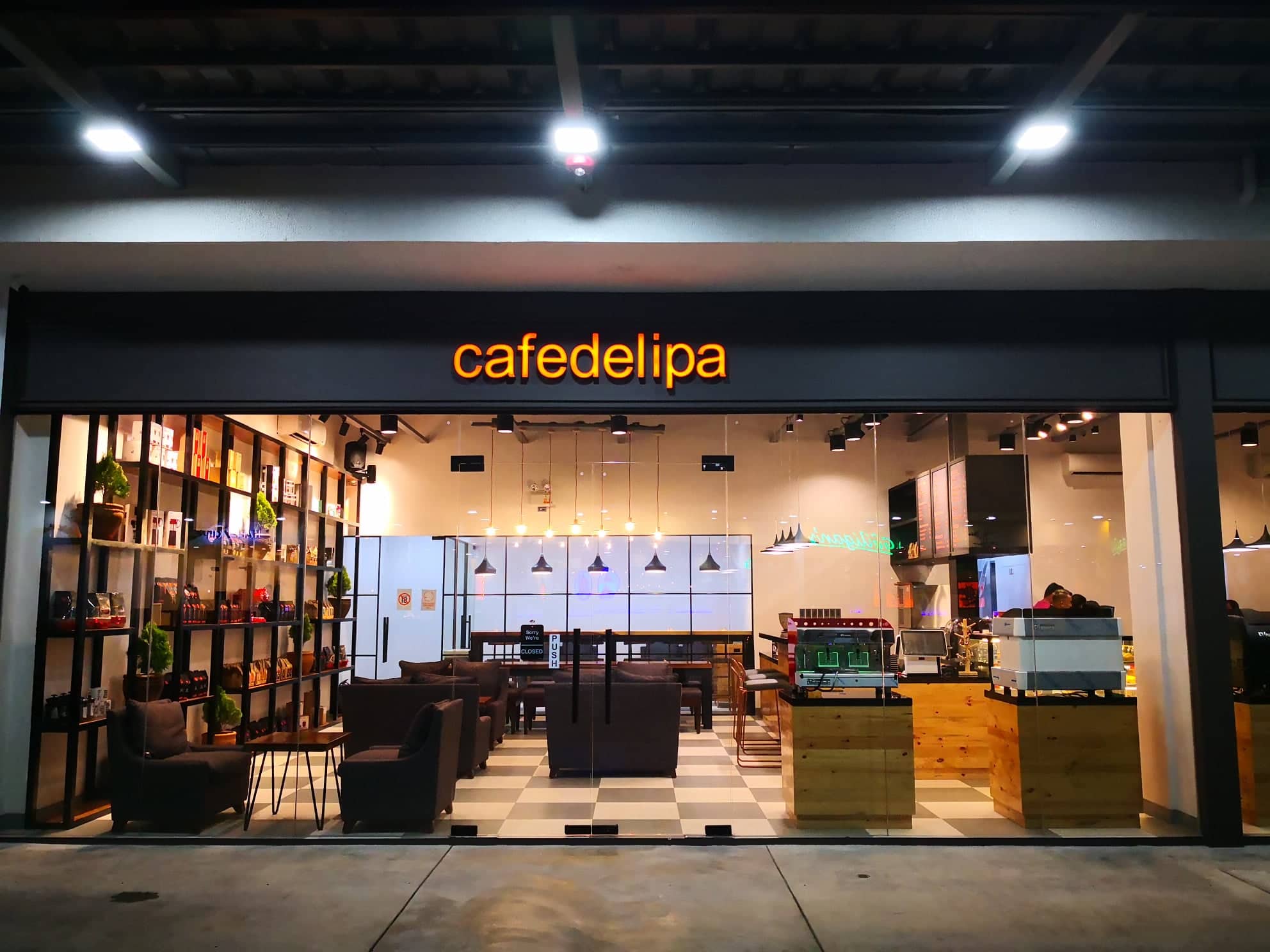 Cafe de Lipa LIMA interior 4